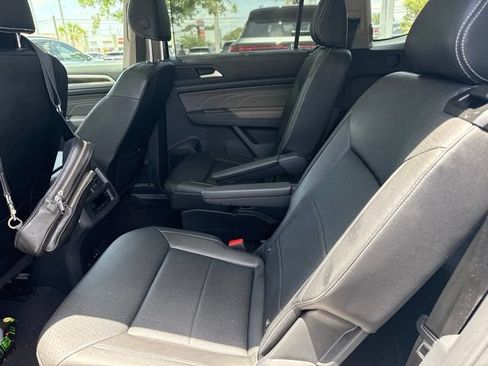 Used 2021 Volkswagen Atlas SE w/ Panoramic Sunroof Package AWD/4WD image 5