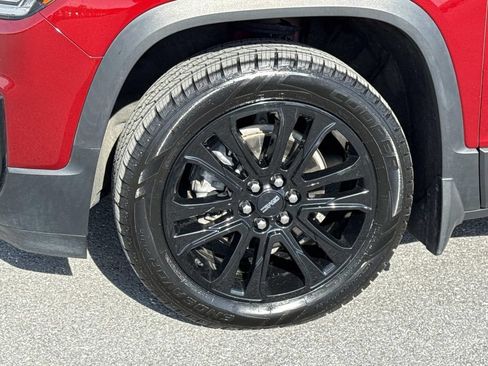 Used 2023 GMC Acadia SLT w/ Elevation Edition AWD/4WD image 30