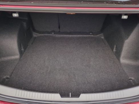 Used 2018 Chevrolet Malibu LT image 24