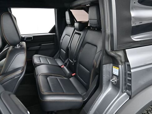 Used 2024 Ford Bronco Badlands image 25