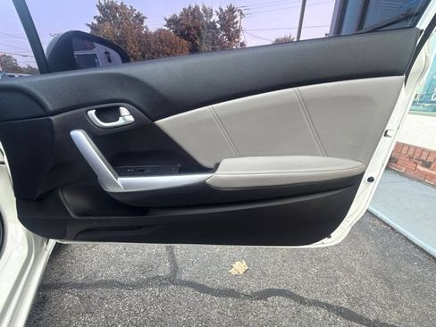 Used 2015 Honda Civic EX-L image 14