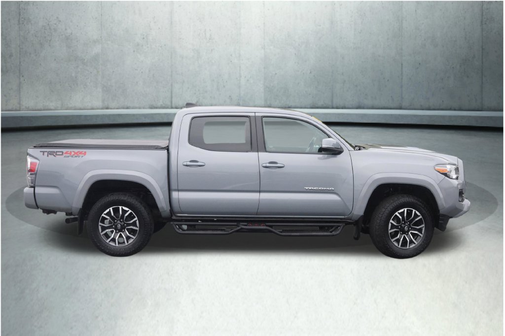Used 2021 Toyota Tacoma TRD Sport w/ Technology Package AWD/4WD image 12