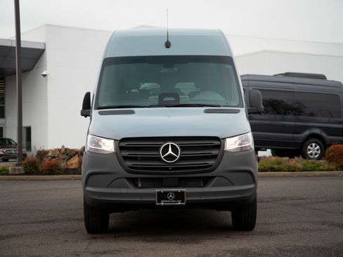 New 2026 Mercedes-Benz Sprinter 2500 image 2