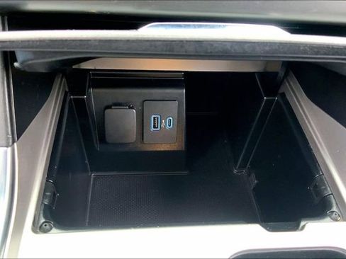 Used 2020 Ford Explorer Limited w/ Class III Trailer Tow Package image 34