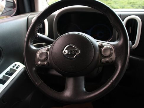 Used 2009 Nissan Cube 1.8 SL w/ Ginormous Pkg FWD image 17