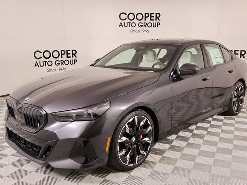 New 2026 BMW 540i xDrive w/ M Sport Package image 10