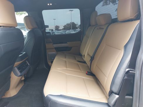 Used 2025 Ford F350 Lariat w/ Chrome Package AWD/4WD image 14