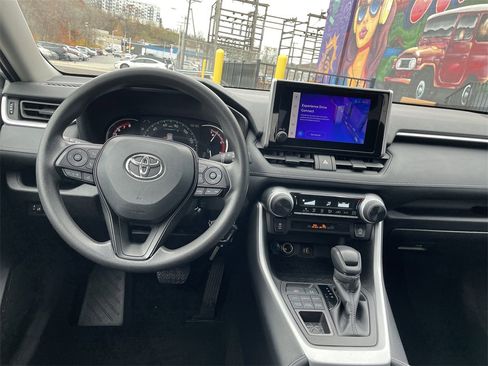 Used 2024 Toyota RAV4 LE image 15