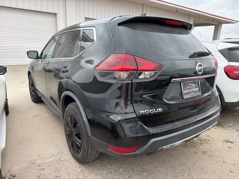 Used 2020 Nissan Rogue S image 10