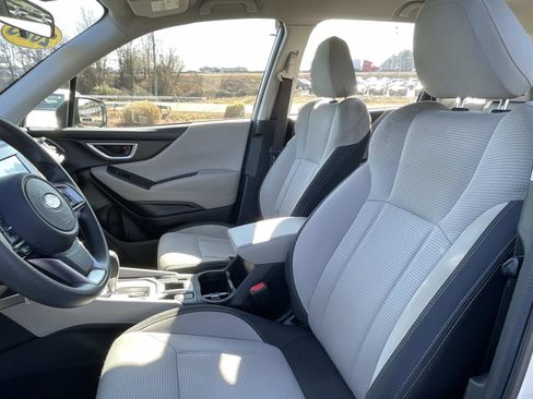 Used 2023 Subaru Forester image 17