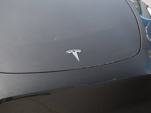 Used 2024 Tesla Model Y Performance AWD/4WD image 10