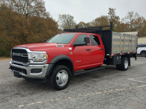 Used 2021 RAM 5500 Tradesman w/ Chrome Appearance Group image 6