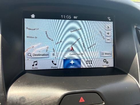 Used 2016 Ford Focus SE w/ Equipment Group 201A FWD image 19