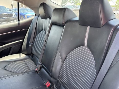Used 2022 Toyota Camry SE FWD image 30