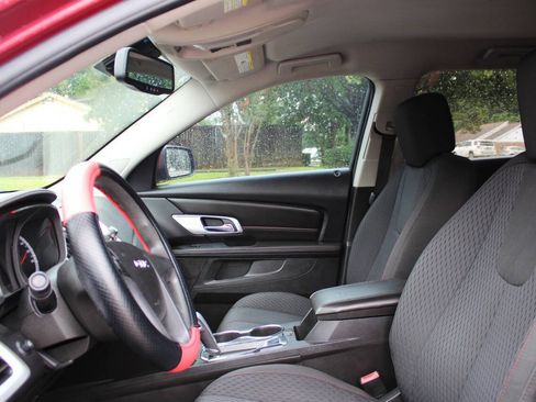Used 2011 GMC Terrain SLE FWD image 11