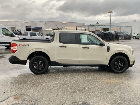 Used 2024 Ford Maverick XLT w/ XLT Luxury Package image 9