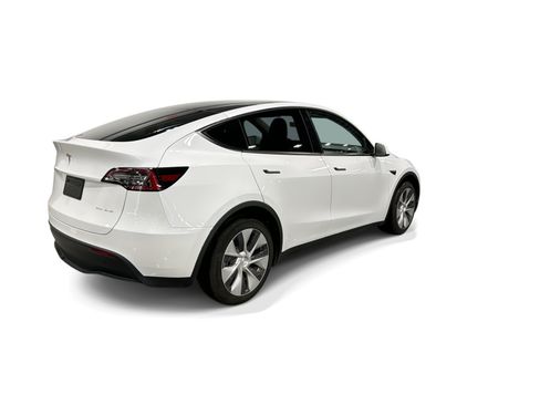 Certified 2023 Tesla Model Y Long Range AWD/4WD image 6