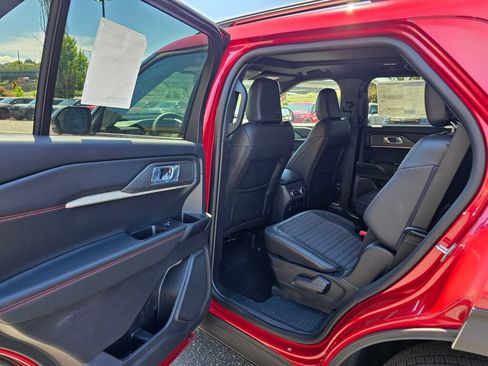 New 2026 Ford Explorer ST-Line AWD/4WD image 11