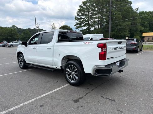 Used 2024 Chevrolet Silverado 1500 LT AWD/4WD image 10