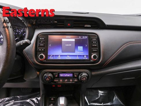 Used 2023 Nissan Kicks SR w/ SR Premium Package FWD image 12