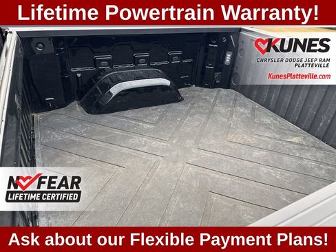 Used 2025 Chevrolet Silverado 1500 LTZ w/ LTZ Premium Package AWD/4WD image 27