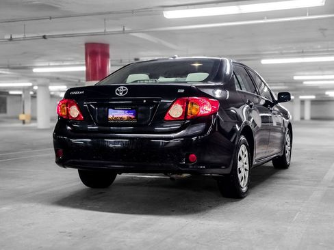 Used 2009 Toyota Corolla LE FWD image 6