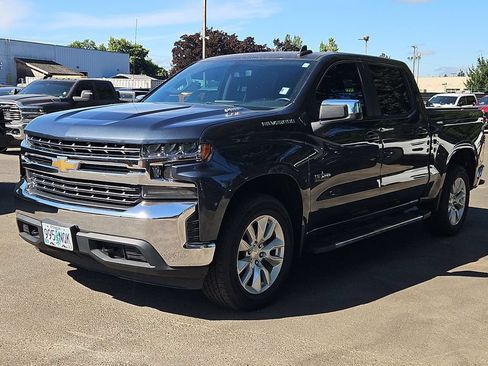 Used 2020 Chevrolet Silverado 1500 LT w/ Texas Edition AWD/4WD image 3