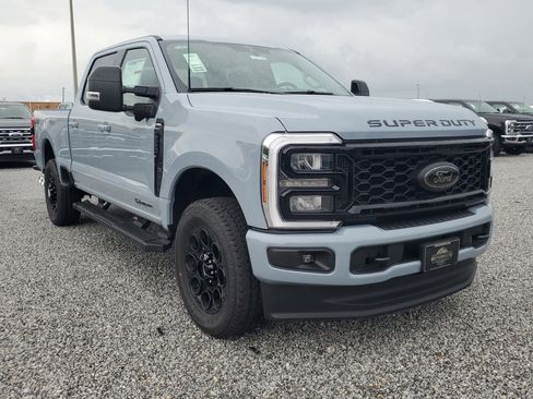 New 2026 Ford F250 Lariat w/ Black Appearance Package image 2