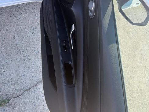 Used 2022 Hyundai Elantra Limited FWD image 30
