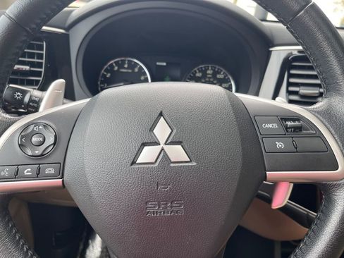 Used 2014 Mitsubishi Outlander GT image 15