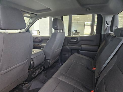 Used 2021 Chevrolet Silverado 1500 LT AWD/4WD image 9