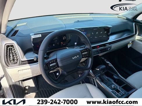New 2026 Kia Sorento S w/ S Panoramic Sunroof Package image 22