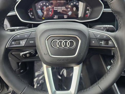 New 2025 Audi Q3 2.0T Premium image 25