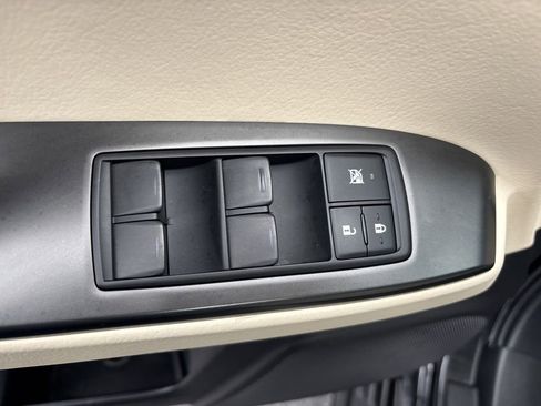 Used 2023 Lexus GX 460 Premium image 12