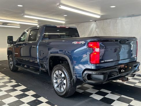 Used 2021 Chevrolet Silverado 2500 Custom w/ Custom Value Package AWD/4WD image 15