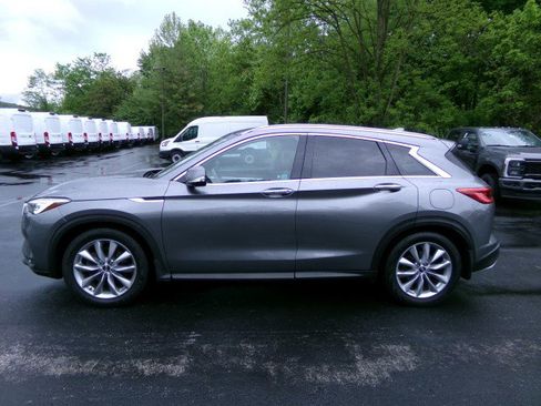 Used 2019 INFINITI QX50 Essential w/ Premium Heat Package AWD/4WD image 6