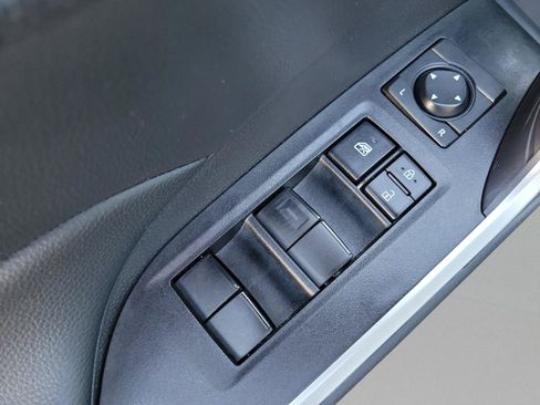 Used 2025 Toyota RAV4 LE FWD image 18