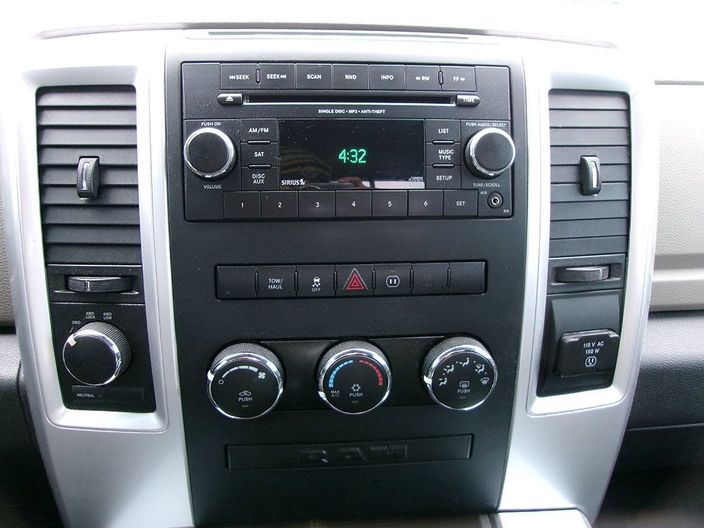 Used 2012 RAM 1500 Classic SLT w/ Popular Equipment Group AWD/4WD image 16
