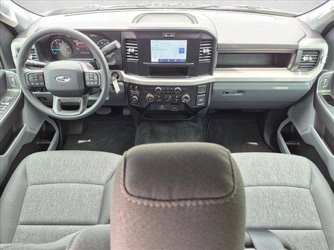 Used 2025 Ford F250 XL w/ STX Appearance Package AWD/4WD image 17