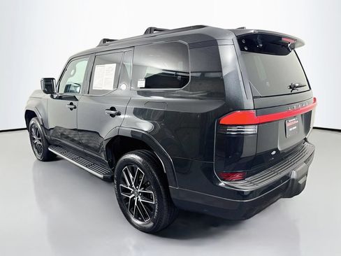 Used 2024 Lexus GX 550 w/ Accessory Package (2T) AWD/4WD image 7