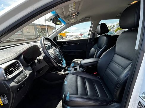 Used 2016 Kia Sorento EX w/ EX Premium Package AWD/4WD image 9