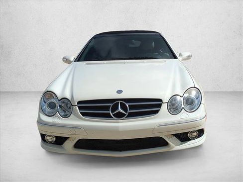 Used 2009 Mercedes-Benz CLK 550 Cabriolet image 2