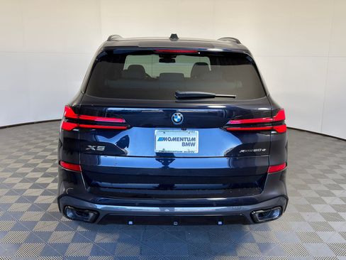 Used 2026 BMW X5 xDrive50e AWD/4WD image 8
