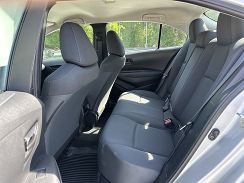 Used 2022 Toyota Corolla LE FWD image 31