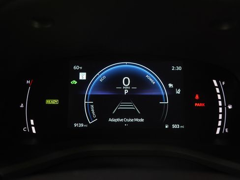 Used 2025 Toyota Camry SE image 25