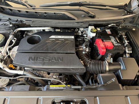 Used 2025 Nissan Rogue SV FWD image 28
