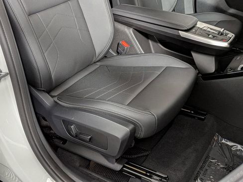 Used 2025 BMW X1 xDrive28i w/ Technology Package AWD/4WD image 34