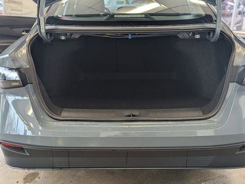 New 2026 Nissan Sentra SV w/ Floor Mat Package FWD image 30