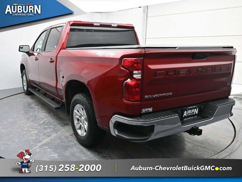 Used 2021 Chevrolet Silverado 1500 LT image 12