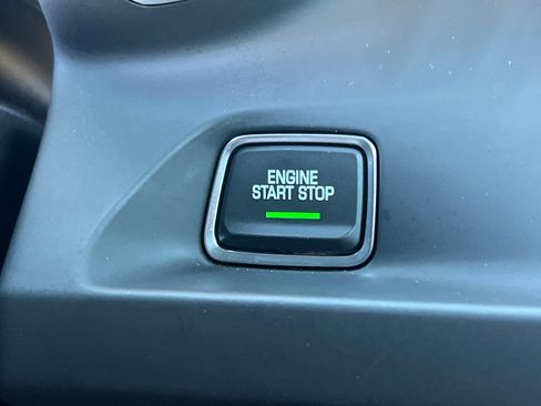 Used 2018 Chevrolet Camaro SS RWD image 32